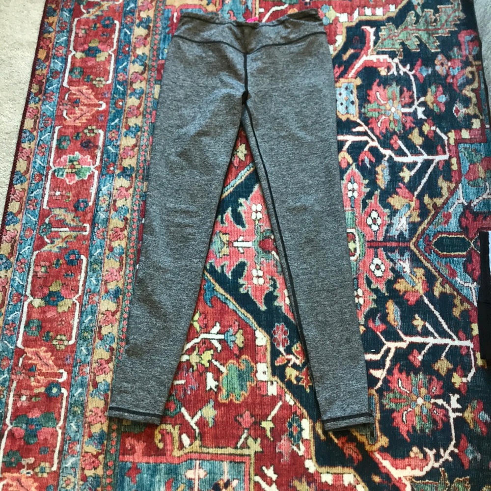 Victoria’s Secret grey workout leggings